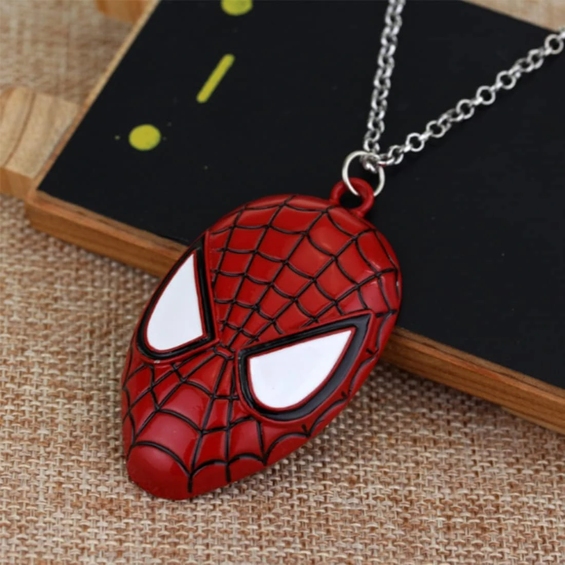 Collier De Bijoux De Rue PILLOBOX Cadeaux De Noël Pendentif Vintage Pour Adolescent Garçon Fille Hommes Femme 7 Collier De Bijoux De Rue PILLOBOX Cadeaux De Noël Pendentif Vintage Pour Adolescent Garçon Fille Hommes Femme – Image 5