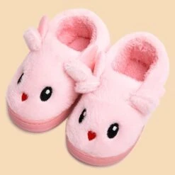 Knemksplanet Garçons Filles Chaussures De Noël Enfants Hiver Cartoon Elk Bunny Chaussons Chaud Fuzzy House Chaussons Non-Slip Intérieur Extérieur -Rose Magasin 71E68lwr0mL. AC UL1500