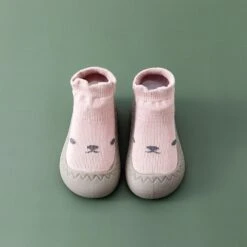 Bébé Chaussettes De Noël Chaussettes Père Noël Soft Boot Casual Silicone Léger Non-Slip Toddler Chaussures Semelle Souple Bébé Chaussures -Rose Magasin 71U7OXaUCOL. AC UL1500 1