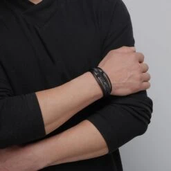 Bracelet En Cuir Pour Hommes Avec Croix De Fermoir Bracelet En Cuir Tressé Inspirant Noir Pour Hommes Garçons Bracelet En Cuir Multicouche Bracelet Bracelet De Bracelet De Noël Anniversaire De Noël Cadeaux De Saint-Valentin Pour Petit Ami Marié Frère Fils Petit-fils -Rose Magasin 71aU5dvOyeL. AC UL1500