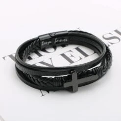 Bracelet En Cuir Pour Hommes Avec Croix De Fermoir Bracelet En Cuir Tressé Inspirant Noir Pour Hommes Garçons Bracelet En Cuir Multicouche Bracelet Bracelet De Bracelet De Noël Anniversaire De Noël Cadeaux De Saint-Valentin Pour Petit Ami Marié Frère Fils Petit-fils -Rose Magasin 71xzSoP11tL. AC UL1500