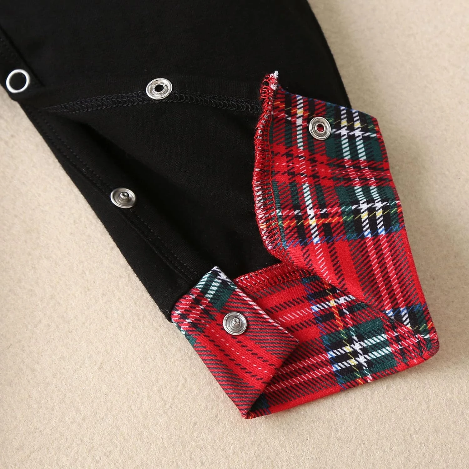 NLGToy Bébé Garçon Linge Romper Enfant Enfants Filles Garçons Infantile Mignon De Noël Cartoon Vieil Homme Imprime Romper Combinaison (Noir, 6-9 Mois) 9 NLGToy Bébé Garçon Linge Romper Enfant Enfants Filles Garçons Infantile Mignon De Noël Cartoon Vieil Homme Imprime Romper Combinaison (Noir, 6-9 Mois) – Image 7