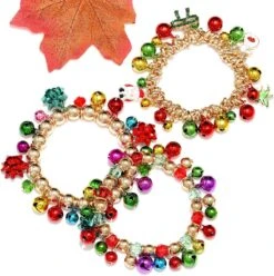 ARATLENCH Noël Jingle Bell Bracelet Coloré Bow Bonhomme De Neige De Noël Arbre Perlé Chram Stretch Bracelet Nouveauté Noël Vacances Jingle Bells Bracelets Set Pour Femmes Filles -Rose Magasin 81RLgPvd8gL. AC UL1280