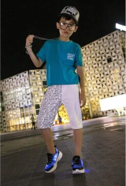 Chaussures LED PYYIQI Fibre Optic Pour Les Enfants Chaussures Light Up Sneaker Pour Les Garçons Filles Chaussures Flashing Dancing Pour Les Festivals, Noël, Halloween, Fête Du Nouvel An Avec Charge USB -Rose Magasin 81bkiF8K8bL. AC UL1500